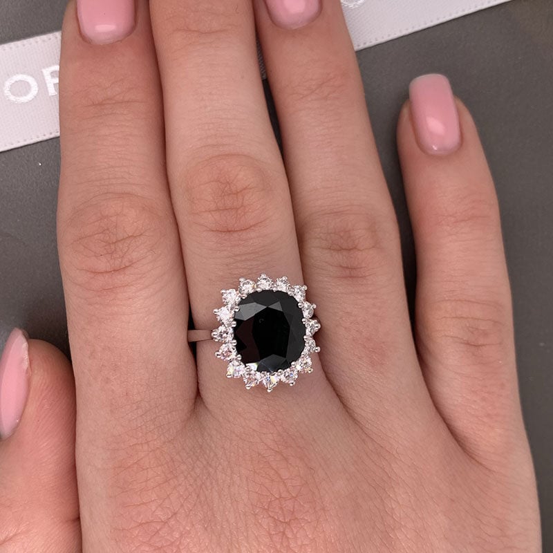 Oval sapphire ring & diamonds halo OROGEM Jewelers Engagement Rings