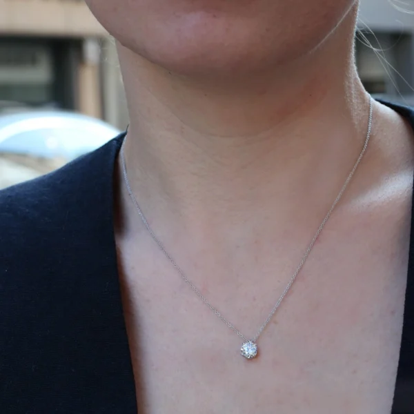 0.70 Carat diamond solitaire pendant F SI1 GIA