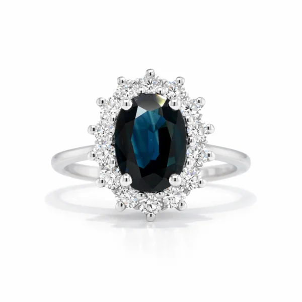 Bague Halo Saphir Ovale Avec Diamants En Or Blanc 18K Vue De Face