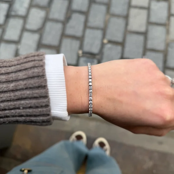 Diamond Tennis Bracelet 5.03 ct F VS in 18K White Gold