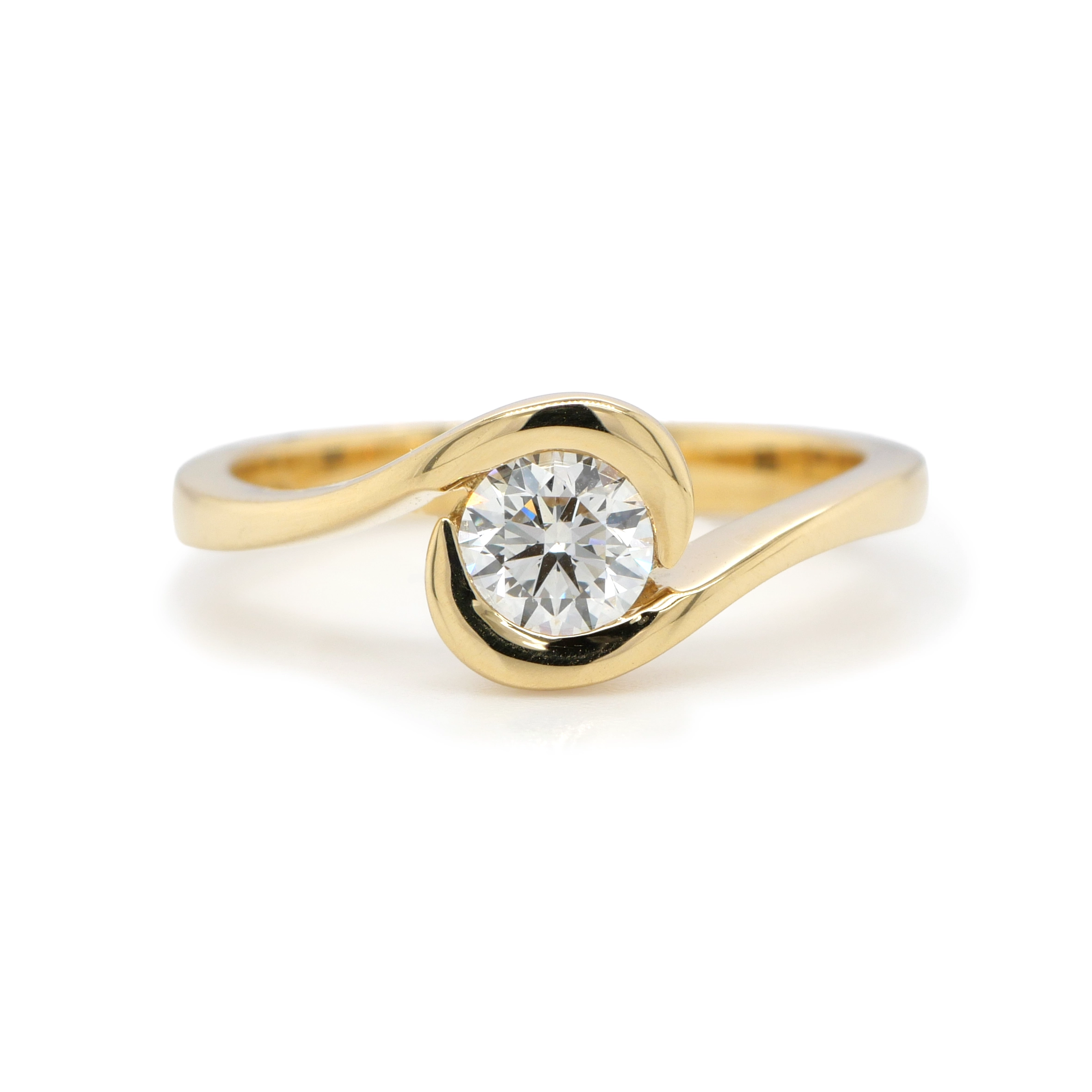 Anello Solitario Con Incastonatura A Tensione Da 0.40 Carati Gia In Oro Giallo 18K 1 - Orogem Jewelers 0.40 Ct Gia Certified Round Diamond Tension Ring In 18K Yellow Gold