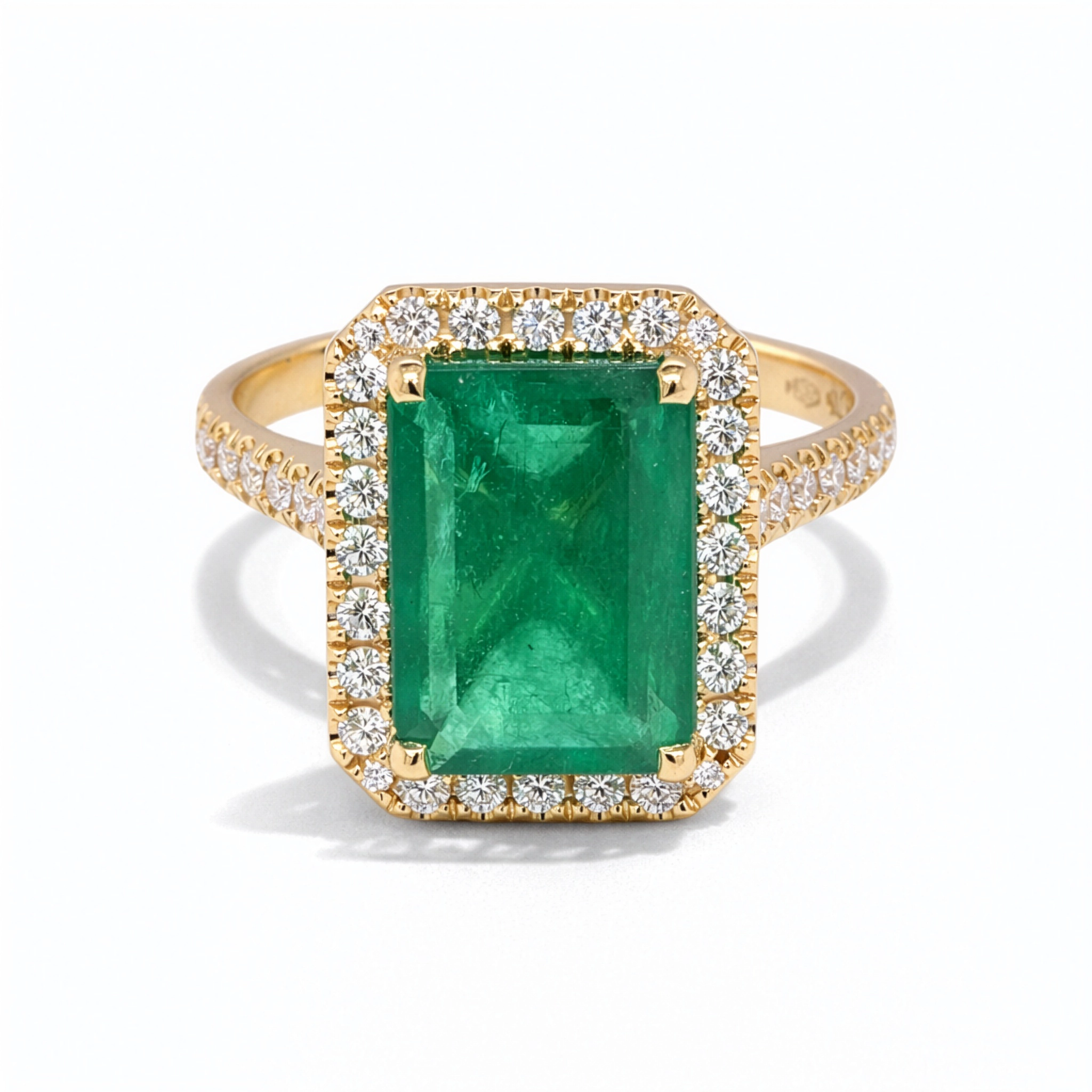 Emerald Cut Emerald Ring With Diamond Halo In 18K Yellow Gold 5 - Orogem Jewelers Emerald Cut Emerald Ring With Diamond Halo Front View In 18K Yellow Gold