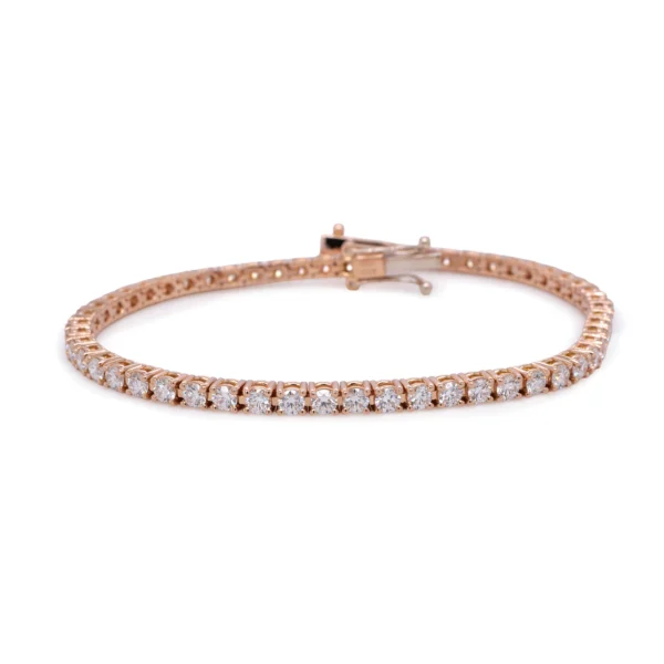 Bracciale tennis diamanti oro rosa in oro rosa 18 carati con 3,54 ct di diamanti naturali in una linea sottile e lucida.