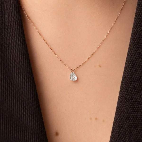 Rose gold heart diamond pendant in 18k with 0.50 ct F VS